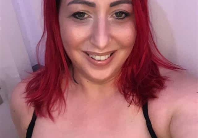 Sie (28) sucht Ihn für private Sex Kontakte